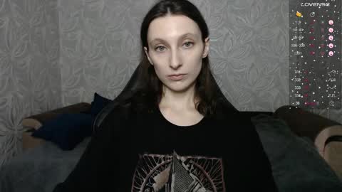 Snapshot of effy_gray chatting on February 1, 2026, 5:50 am Anna online show from February 1, 2026, 5:50 am