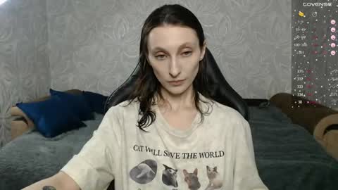 Snapshot of effy_gray chatting on June 21, 2026, 6:54 pm Anna online show from June 21, 2026, 6:54 pm
