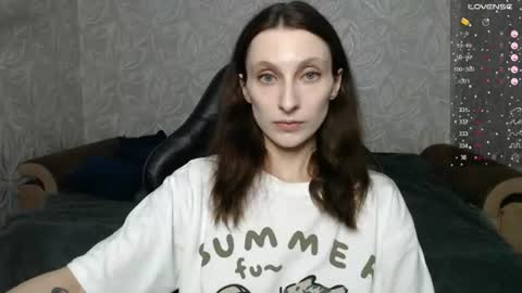 Snapshot of effy_gray chatting on July 14, 2026, 7:52 pm Anna online show from July 14, 2026, 7:52 pm