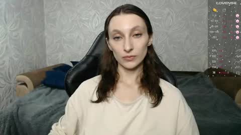 Snapshot of effy_gray chatting on July 15, 2026, 9:09 pm Anna online show from July 15, 2026, 9:09 pm