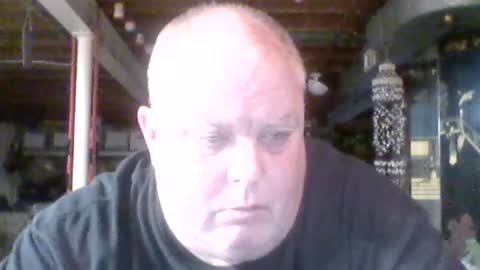 Snapshot of efriff chatting on June 17, 2026, 10:32 pm efriff online show from June 17, 2026, 10:32 pm