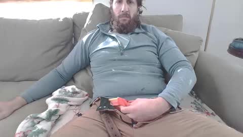 Snapshot of eggplantout chatting on February 12, 2025, 7:02 pm Eggplant Out online show from February 12, 2025, 7:02 pm