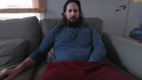 Snapshot of eggplantout chatting on November 9, 2025, 4:49 pm Eggplant Out online show from November 9, 2025, 4:49 pm