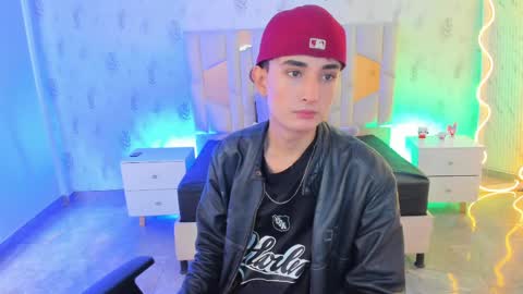 eidan_tay online show from May 20, 2026, 2:01 pm
