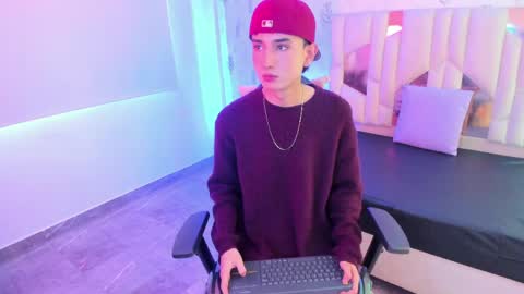 eidan_tay online show from May 23, 2026, 1:15 pm