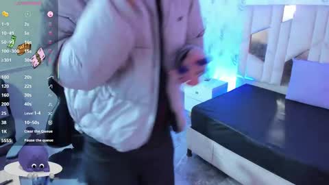 eidan_tay online show from May 26, 2026, 12:12 pm