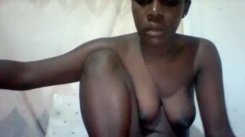eileen_en online show from May 21, 2026, 2:51 am