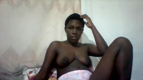 eileen_en online show from May 24, 2026, 1:27 pm