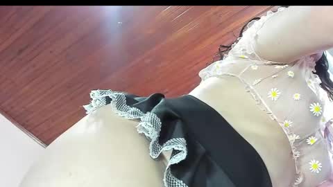 Snapshot of eileen_yalena chatting on January 28, 2025, 3:35 pm Stellita Muri online show from January 28, 2025, 3:35 pm