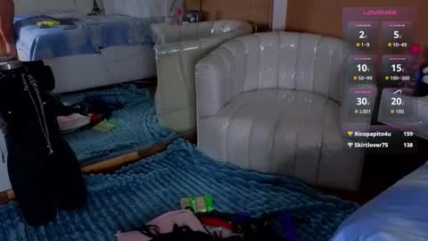 EimmyAdams online show from October 29, 2025, 11:45 am