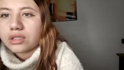 EIMY   MODEL INDEPENDENT online show from December 18, 2024, 5:37 am