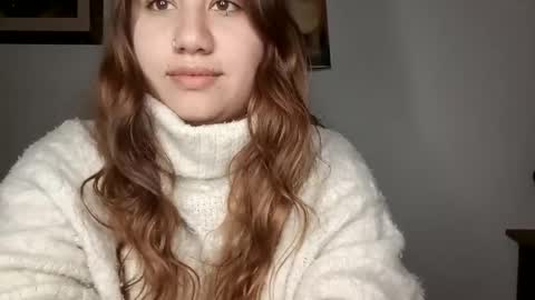 EIMY   MODEL INDEPENDENT online show from January 8, 2025, 6:31 am