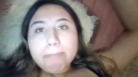 EIMY   MODEL INDEPENDENT online show from February 11, 2026, 4:17 am