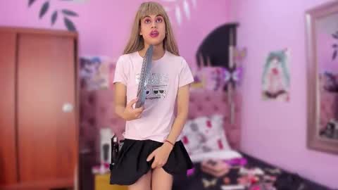 Eimyflorian online show from February 24, 2026, 12:03 pm