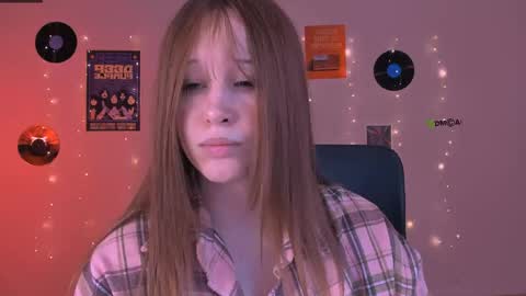 Snapshot of eira_mouse chatting on May 3, 2026, 8:42 am Sweet Eira online show from May 3, 2026, 8:42 am