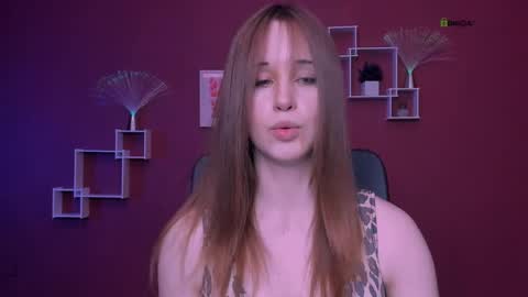 Snapshot of eira_mouse chatting on May 25, 2026, 8:42 am Sweet Eira online show from May 25, 2026, 8:42 am