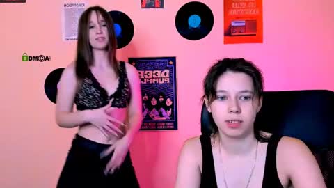 Snapshot of eira_mouse chatting on July 10, 2026, 6:43 pm Sweet Eira online show from July 10, 2026, 6:43 pm