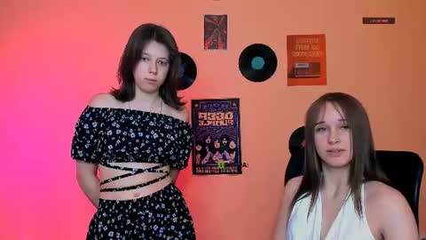 Snapshot of eira_mouse chatting on July 15, 2026, 6:57 pm Sweet Eira online show from July 15, 2026, 6:57 pm