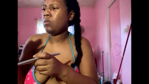 Eirondra Valeen online show from March 25, 2026, 10:32 am