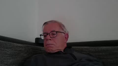 eisbaer1957 online show from January 1, 2025, 8:35 am