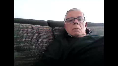 Snapshot of eisbaer1957 chatting on April 3, 2026, 3:21 pm eisbaer1957 online show from April 3, 2026, 3:21 pm