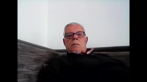 Snapshot of eisbaer1957 chatting on April 5, 2026, 12:57 pm eisbaer1957 online show from April 5, 2026, 12:57 pm