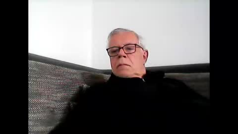 Snapshot of eisbaer1957 chatting on April 6, 2026, 6:58 am eisbaer1957 online show from April 6, 2026, 6:58 am