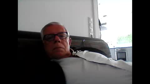 Snapshot of eisbaer1957 chatting on June 6, 2026, 1:27 pm eisbaer1957 online show from June 6, 2026, 1:27 pm