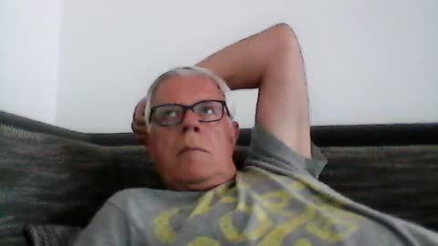 Snapshot of eisbaer1957 chatting on June 17, 2026, 6:09 pm eisbaer1957 online show from June 17, 2026, 6:09 pm