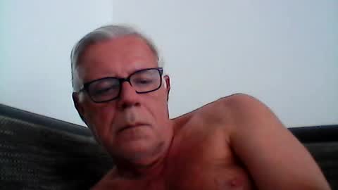 Snapshot of eisbaer1957 chatting on June 27, 2026, 4:12 pm eisbaer1957 online show from June 27, 2026, 4:12 pm
