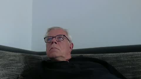 Snapshot of eisbaer1957 chatting on August 2, 2026, 8:13 am eisbaer1957 online show from August 2, 2026, 8:13 am