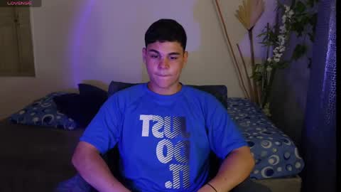 Eithan online show from April 16, 2026, 8:31 pm