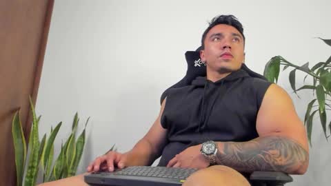 EITHAN CONOR online show from September 24, 2025, 3:10 am