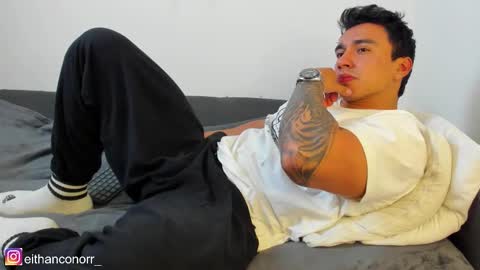 Snapshot of eithanconor1 chatting on February 20, 2026, 2:30 am EITHAN CONOR online show from February 20, 2026, 2:30 am