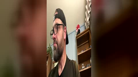 Snapshot of ejbooker11 chatting on July 5, 2026, 6:42 am PiedPiper online show from July 5, 2026, 6:42 am