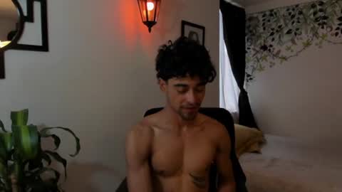 Snapshot of ekhtyr11 chatting on January 8, 2025, 9:23 pm xoxo online show from January 8, 2025, 9:23 pm