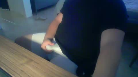 Juan Pablo M online show from November 2, 2025, 3:58 pm