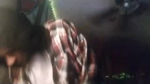 Snapshot of el_mucho210 chatting on June 12, 2026, 11:31 am el_mucho210 online show from June 12, 2026, 11:31 am