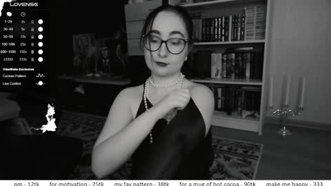 Snapshot of el_sweety chatting on February 27, 2026, 12:49 pm If you like it when I meow give me a thumbs up online show from February 27, 2026, 12:49 pm