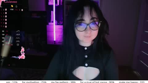 Snapshot of el_sweety chatting on March 4, 2026, 1:06 pm If you like it when I meow give me a thumbs up online show from March 4, 2026, 1:06 pm