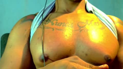 el_vecino_m online show from June 9, 2026, 6:25 am
