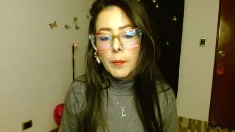 ela_3611 online show from December 4, 2025, 2:43 am