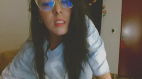 Snapshot of ela_3611 chatting on May 19, 2026, 2:07 am ela_3611 online show from May 19, 2026, 2:07 am
