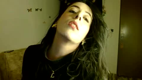 Snapshot of ela_3611 chatting on May 26, 2026, 12:50 am ela_3611 online show from May 26, 2026, 12:50 am