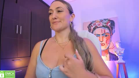 Snapshot of ela_ps chatting on December 27, 2024, 2:54 pm LOREIN online show from December 27, 2024, 2:54 pm