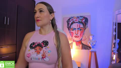 Snapshot of ela_ps chatting on February 1, 2025, 11:43 am LOREIN online show from February 1, 2025, 11:43 am