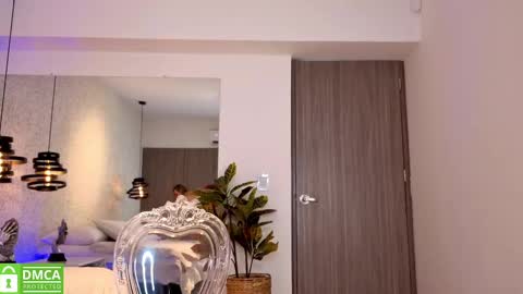 Snapshot of ela_ps chatting on October 16, 2025, 12:06 pm LOREIN online show from October 16, 2025, 12:06 pm