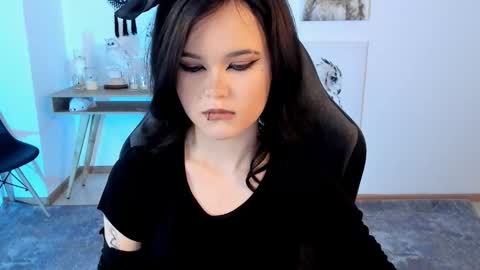 Your sweet girl online show from February 26, 2025, 7:27 pm