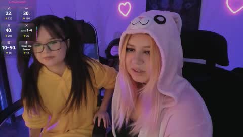 Snapshot of elainebeness chatting on February 25, 2026, 8:51 pm Your sweet girl online show from February 25, 2026, 8:51 pm