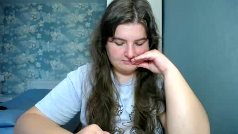 Snapshot of elanis_blair chatting on June 24, 2026, 12:37 pm Elanis online show from June 24, 2026, 12:37 pm